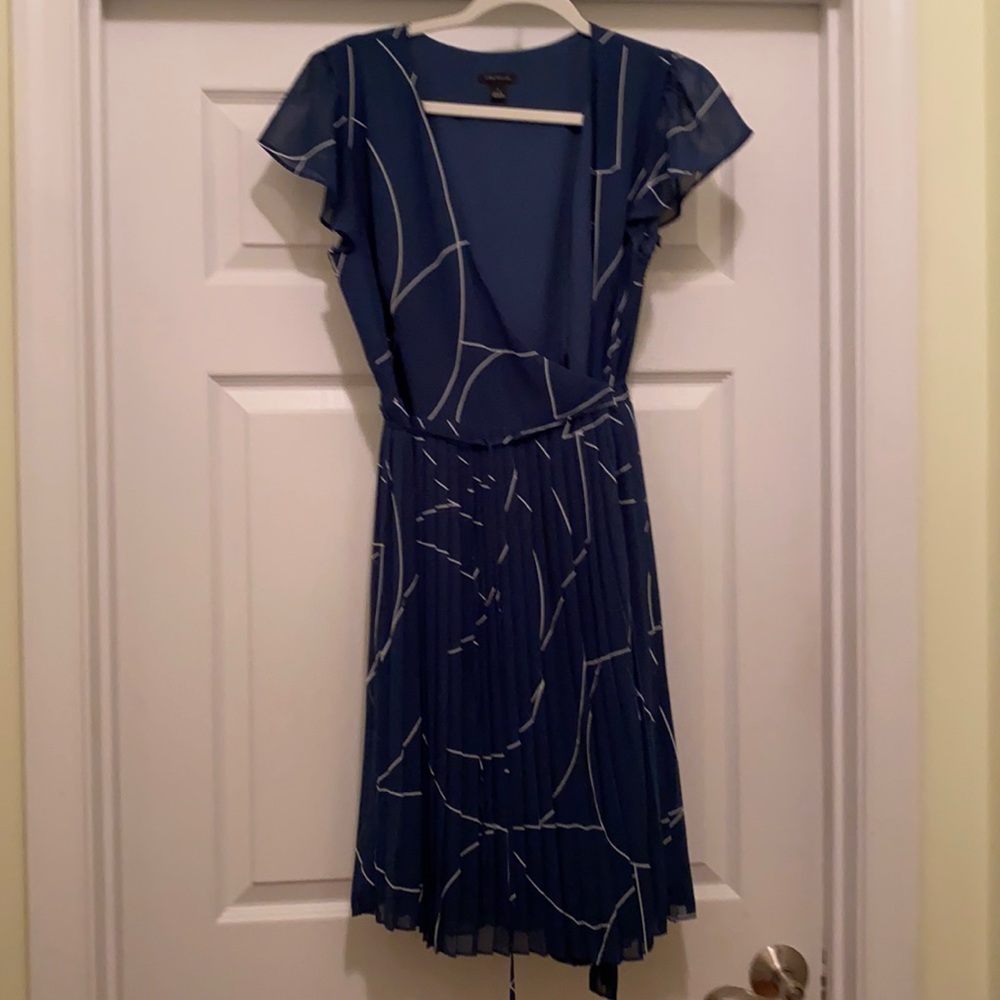Ann Taylor- Fit to Flare